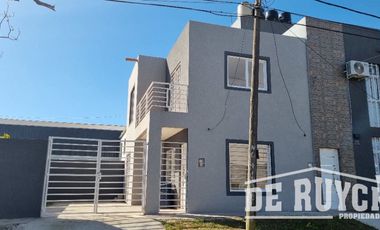 Duplex en venta en Quilmes Oeste