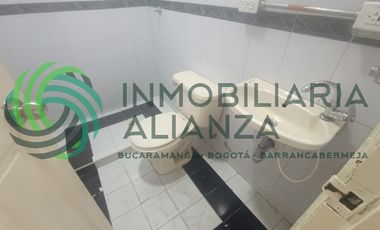 casa en arriendo en el recreo. Cod A17036