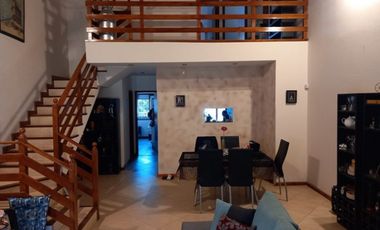 RETASADO CHALET 4 AMBIENTES BARRIO LOS PINARES