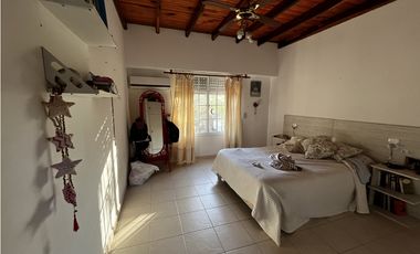 Vendo Casa con pileta en Caseros, Entre Ríos.