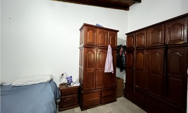 Vendo Casa con pileta en Caseros, Entre Ríos.