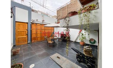 Linda Casa En Alquiler Cerca Al Mar - Chorrillos