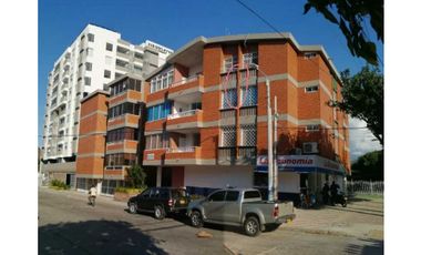 Vendo o permuto por local, apartamento en Riascos Santa Marta 001