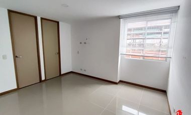 apartamento en arriendo en sector los colegios. Cod A6433