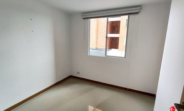 apartamento en arriendo en sector los colegios. Cod A6433