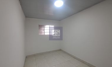 COD. 3190 - SE ARRIENDA APARTAMENTO - BARRIO: CANDILES