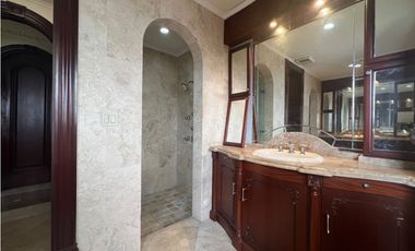 Venta de casa en Betania, Dos Mares