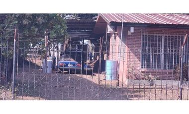 VENDO CASA A 50 METRO DE LA PANAMERICANA