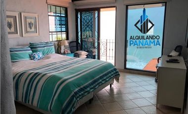 Se Alquila Casa de Playa 600 Mts Costa Esmeralda USD$5,500,oo