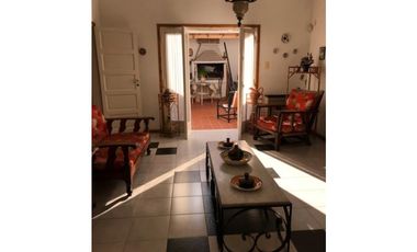 Chalet 5 AMBIENTES