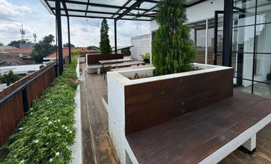 Joglo Rumah Dalam Komplek Dengan Private Pool