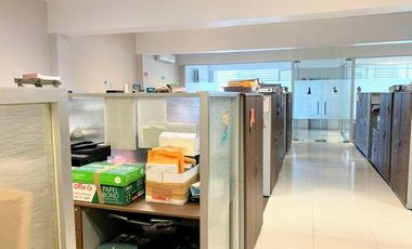 Local con oficinas en Venta, en Gustavo Baz