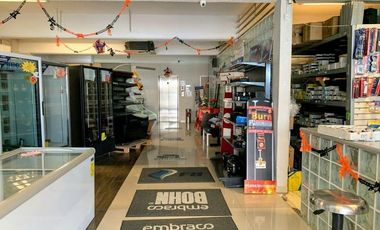 Local con oficinas en Venta, en Gustavo Baz