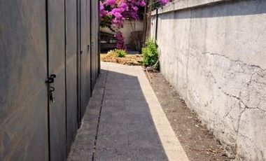 Casa en arriendo de 7 dorm./of en Las Condes