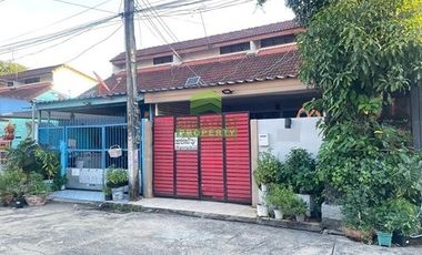 2 Bedroom Townhouse for sale at Taradonburi Village