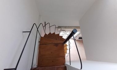 Venta casa multifamiliar Isidro Casanova