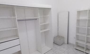 Venta casa multifamiliar Isidro Casanova