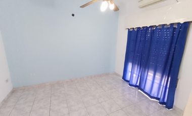 Venta casa multifamiliar Isidro Casanova