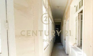 Se Arrienda Hotel más Restaurante en histórico Barrio Londres