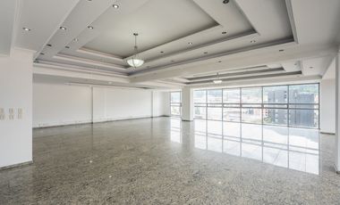 edificio en arriendo/venta en chico norte. Cod A1094082