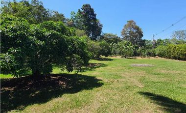 Agradable Finca En Venta rea 19.000 m2 Vda.Santa Barbara Arbeláez.