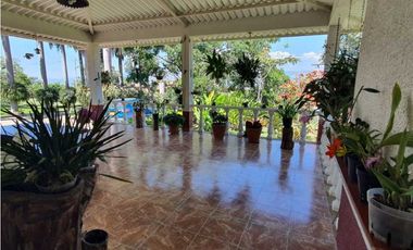 Agradable Finca En Venta rea 19.000 m2 Vda.Santa Barbara Arbeláez.