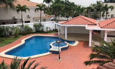 ALQUILO CASA TIPO MANSION EN SAMBORONDON