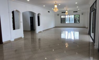ALQUILO CASA TIPO MANSION EN SAMBORONDON