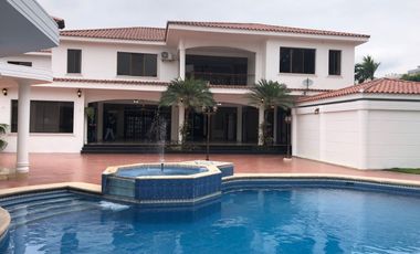 ALQUILO CASA TIPO MANSION EN SAMBORONDON