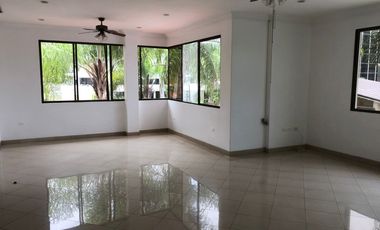ALQUILO CASA TIPO MANSION EN SAMBORONDON