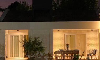 Casas en venta con patio y cochera en Gonnet