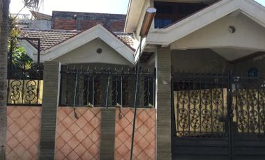 Rumah Dijual Simpang Darmo Permai Selatan Surabaya KT