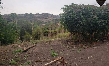 Casa de venta en Yunguilla – código:17930