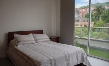 apartamento en venta en cristales. Cod V12109