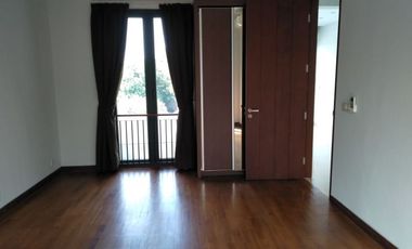 Dijual Rumah Dalam Townhouse di Cipete Selatan