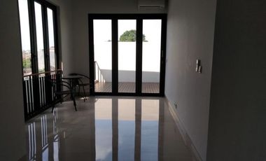 Dijual Rumah Dalam Townhouse di Cipete Selatan