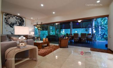 Casa de Lujo en Venta o Renta en Providencia