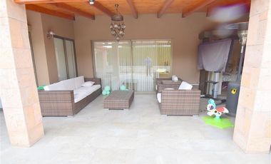 Casa en venta de 6 dorm. en Padre Hurtado