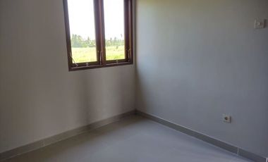 DIKONTRAKAN RUMAH BARU DEKAT RS SANJIWANI