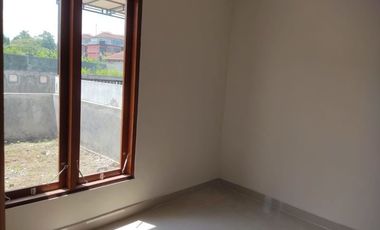 DIKONTRAKAN RUMAH BARU DEKAT RS SANJIWANI