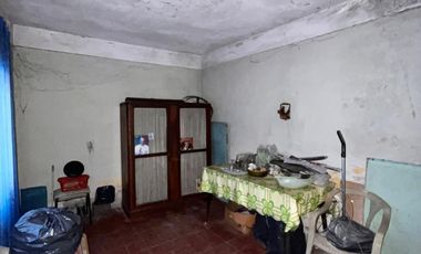 Casa de 3 AMBIENTES ubicada a 50 metros de la estación