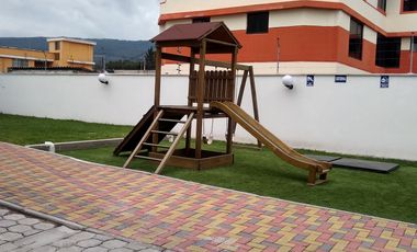 Alquiler departamento amoblado chillos