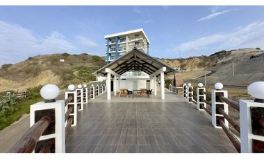 DEPARTAMENTO FRENTE AL MAR EN EDIFICIO DESTINY, SANTA MARIANITA