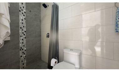 DEPARTAMENTO FRENTE AL MAR EN EDIFICIO DESTINY, SANTA MARIANITA