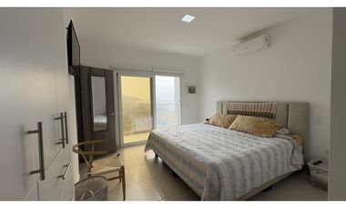 DEPARTAMENTO FRENTE AL MAR EN EDIFICIO DESTINY, SANTA MARIANITA