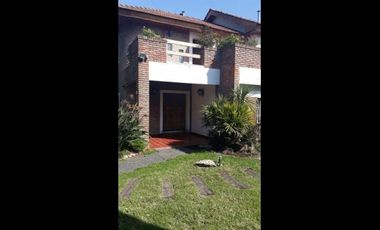 Casa en venta en Villa Luzuriaga
