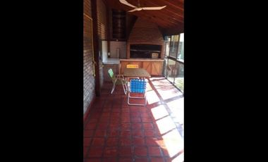 Casa en venta en Villa Luzuriaga