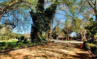 Preciosa casona en vta parque casas quincho piscina C. Tango