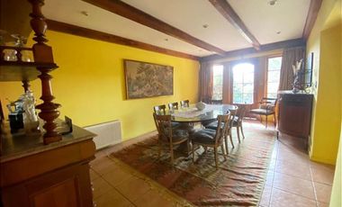 Preciosa casona en vta parque casas quincho piscina C. Tango