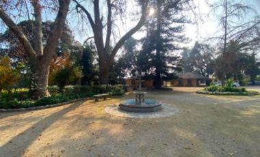 Preciosa casona en vta parque casas quincho piscina C. Tango
